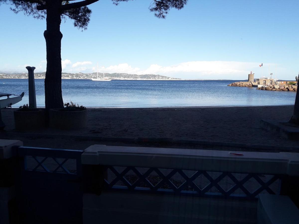 French Riviera 1 Bedroom On The Beach Facing Cannes Теуль-сюр-Мер Екстер'єр фото